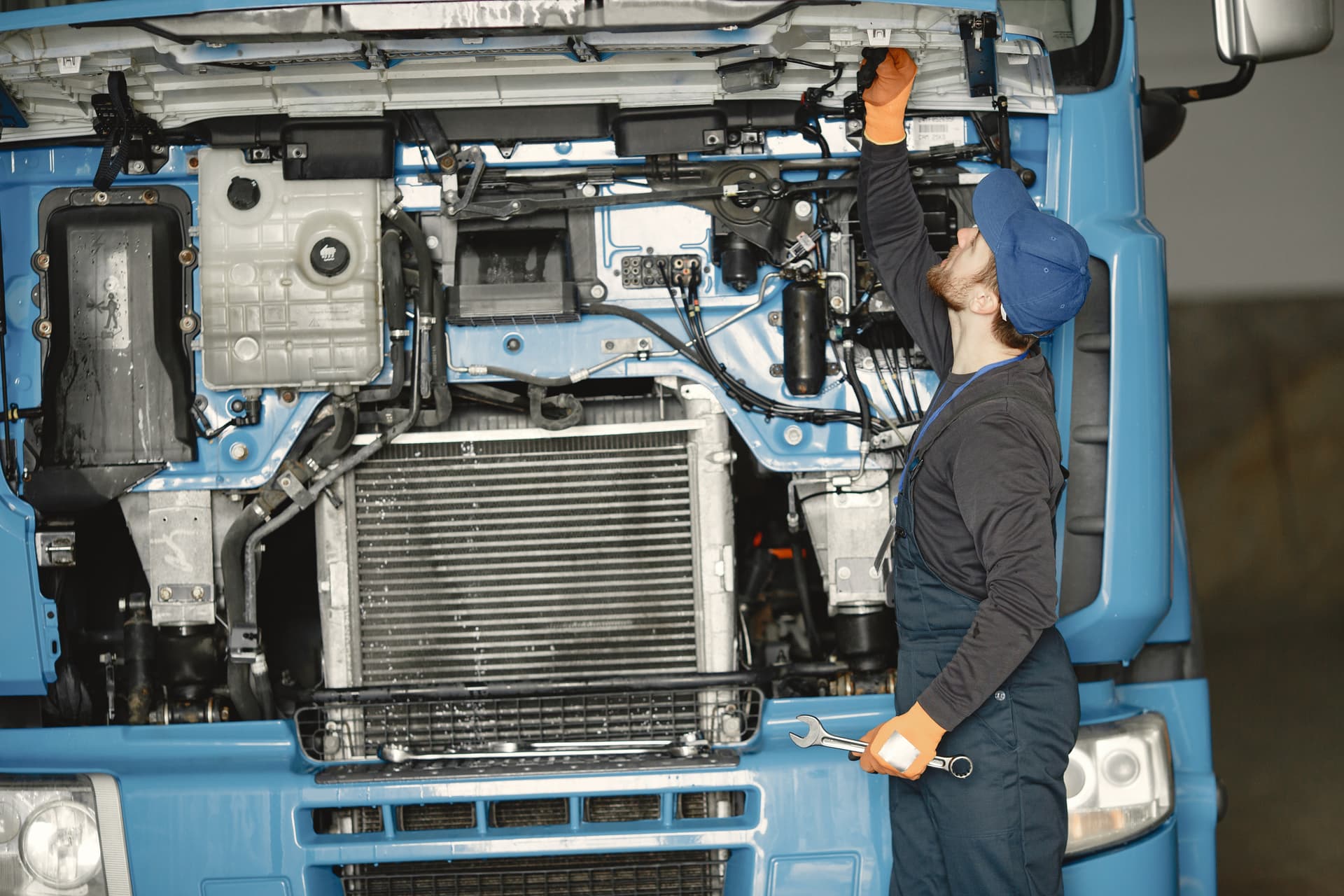 Full Truck & Trailer Maintenance